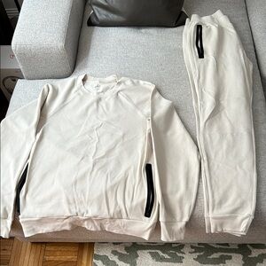 Alo Yoga Men’s Activewear Set Size Medium